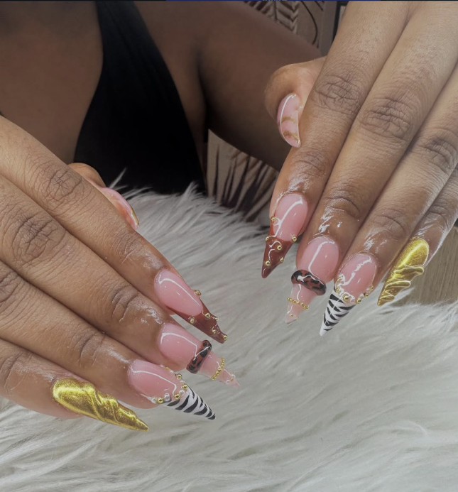 Nail art ClauNails